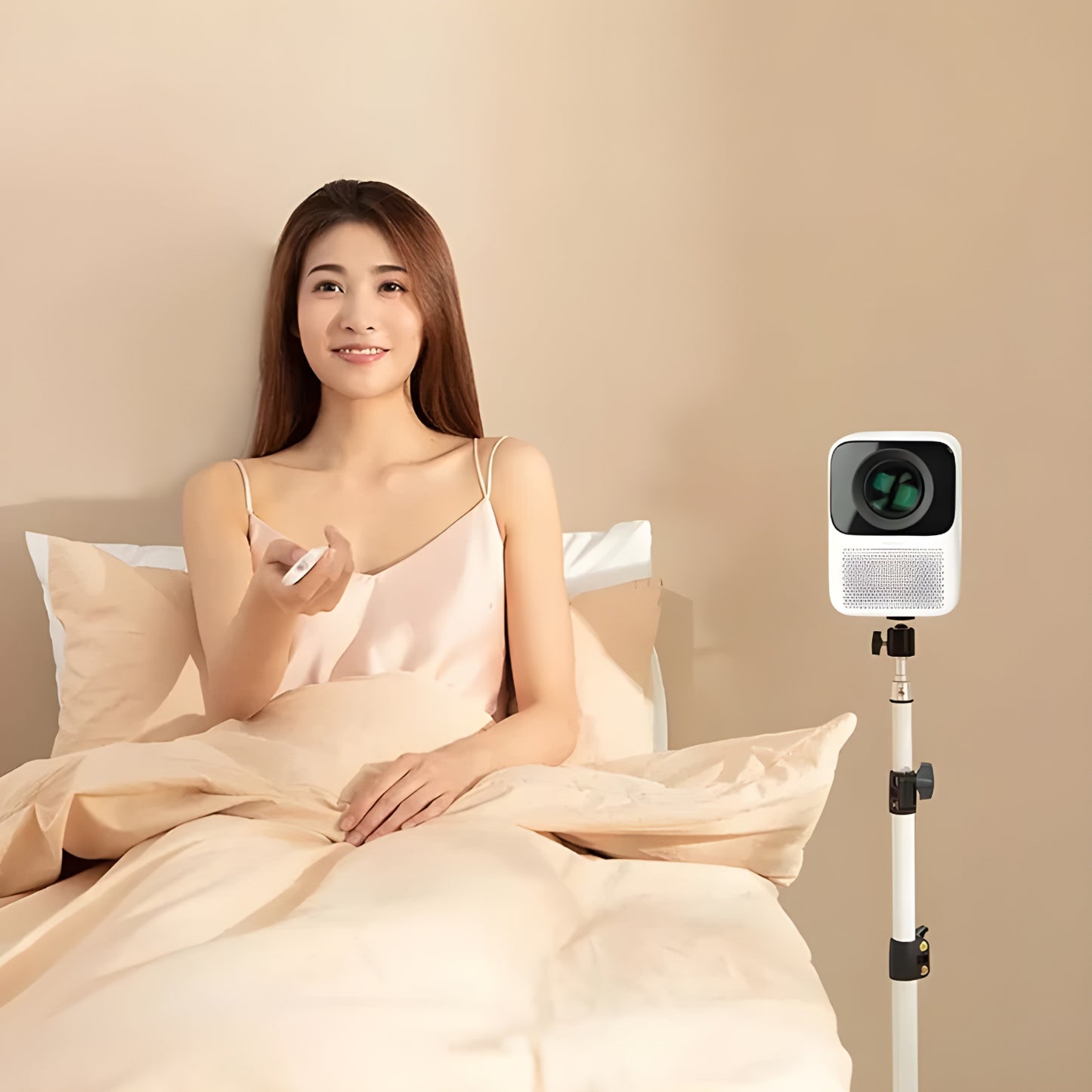 Wanbo Tripod Floor Stand - White - Stellar Technologies