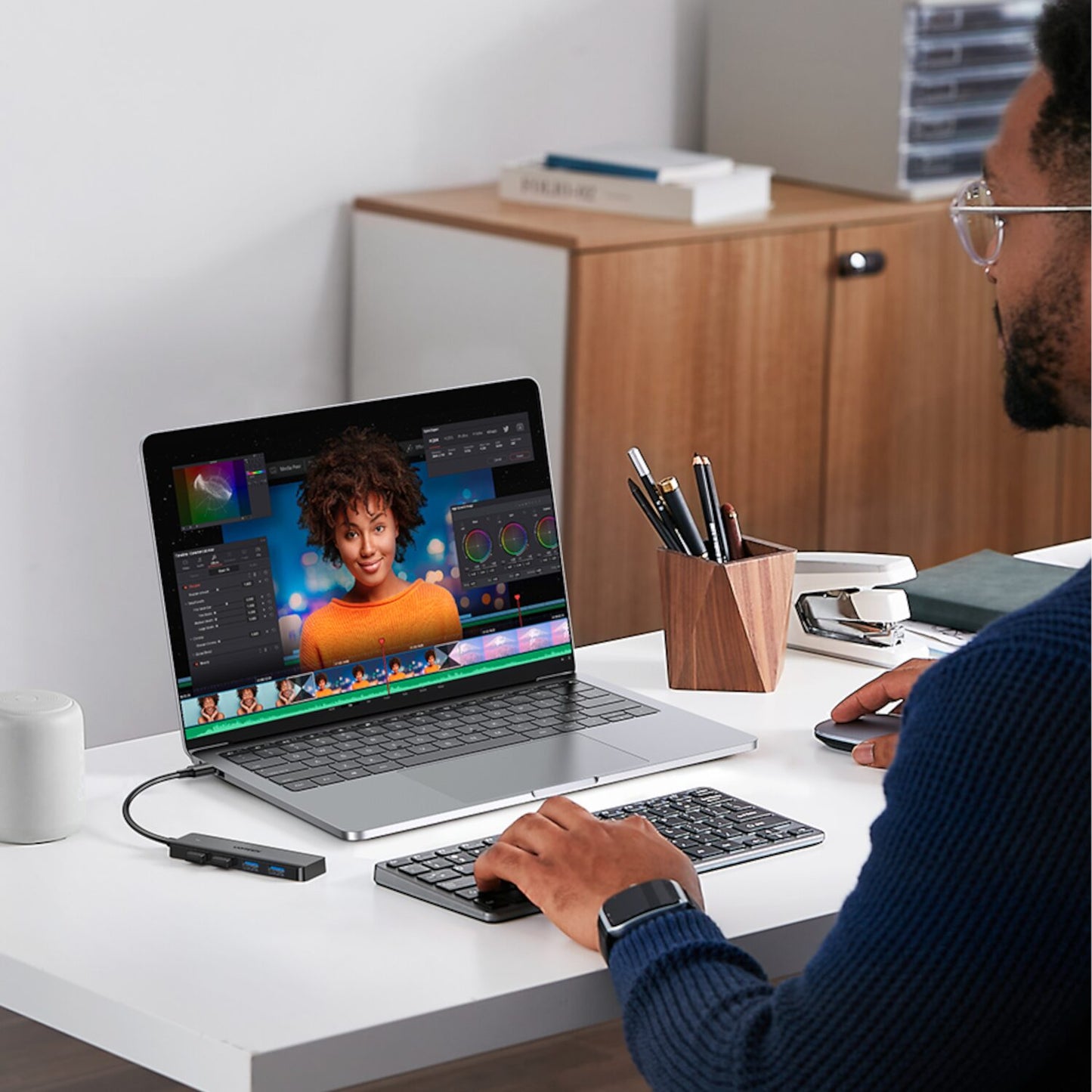 UGREEN 4-in-1 USB 3.0 Hub - High-Speed 5Gbps Data Transfer - Grey - Stellar Technologies