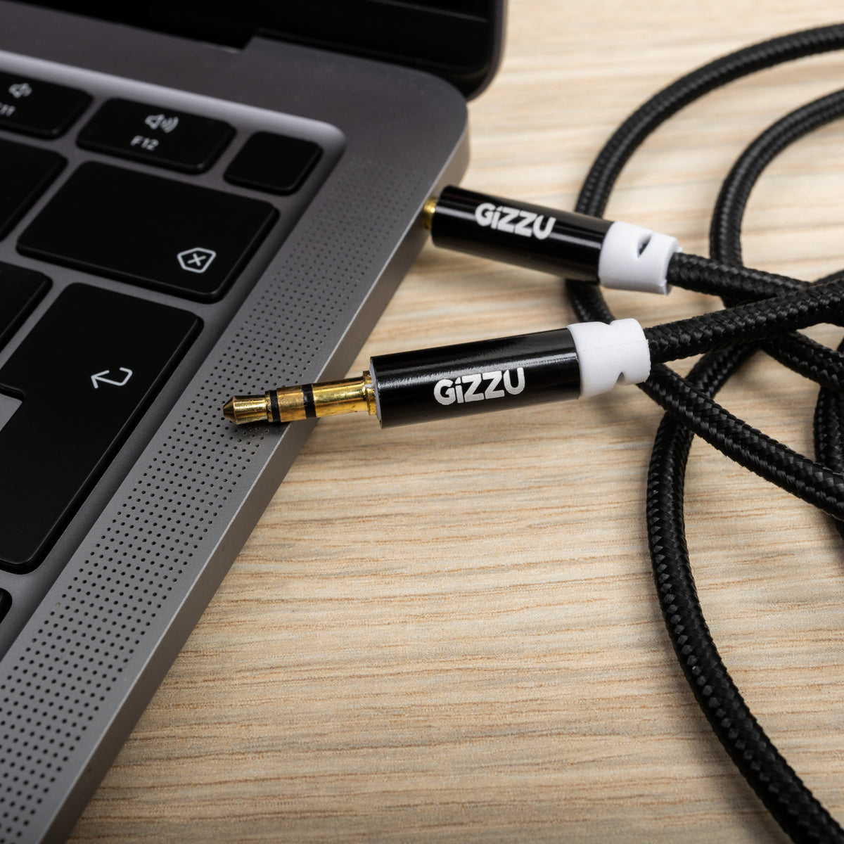 Gizzu 3.5mm AUX Cable 2m - Black - Stellar Technologies