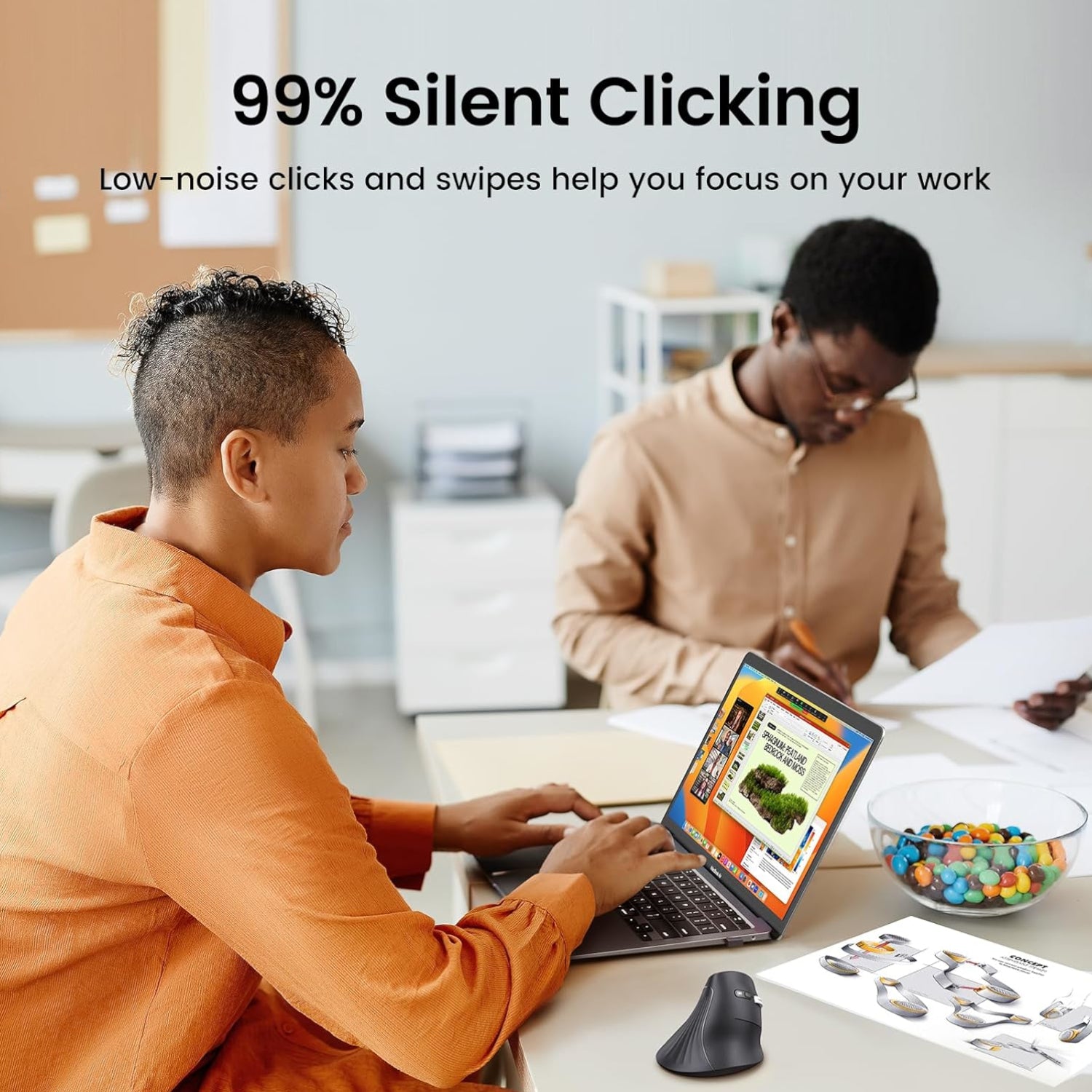 UGREEN Multi-Mode Vertical Mouse Bluetooth and 2.4G Wireless-Black - Stellar Technologies