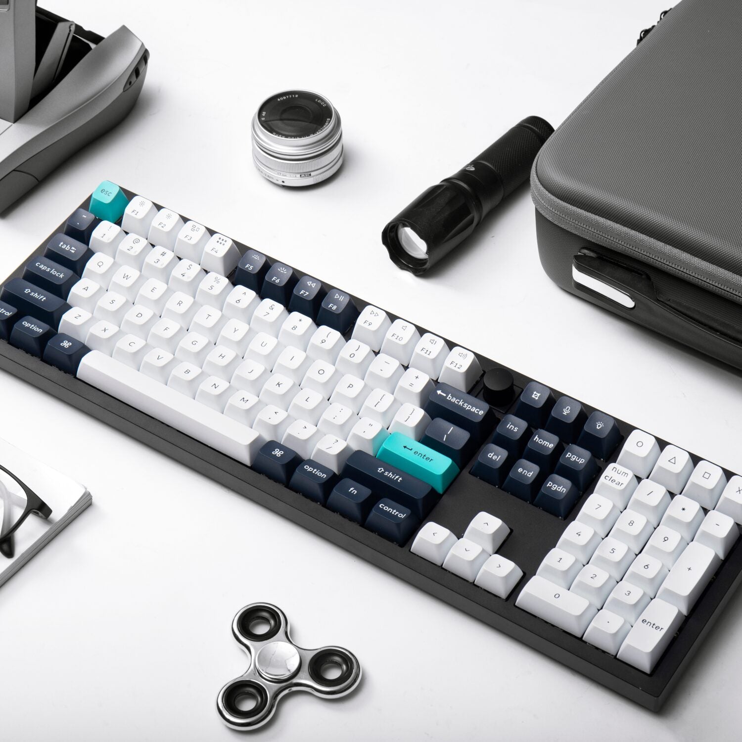 Keychron Q6 Max 100% Full Assembled Knob Red Switch Hot-Swap Gateron Jupiter RGB Wireless Keyboard - Stellar Technologies