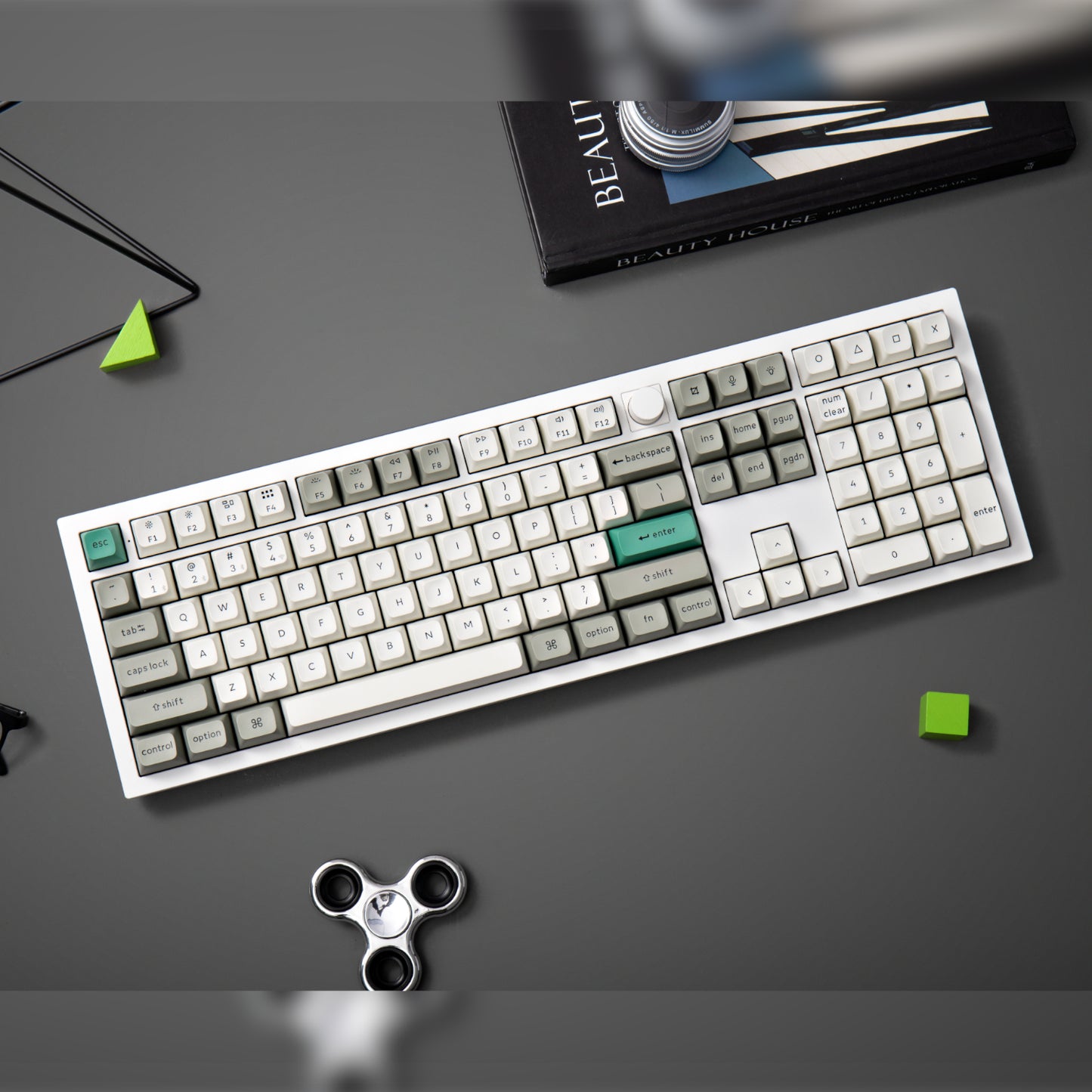 Keychron Q6 Max Wireless Mechanical Keyboard KSA Gateron Red Jupiter Switches - Shell White - Stellar Technologies