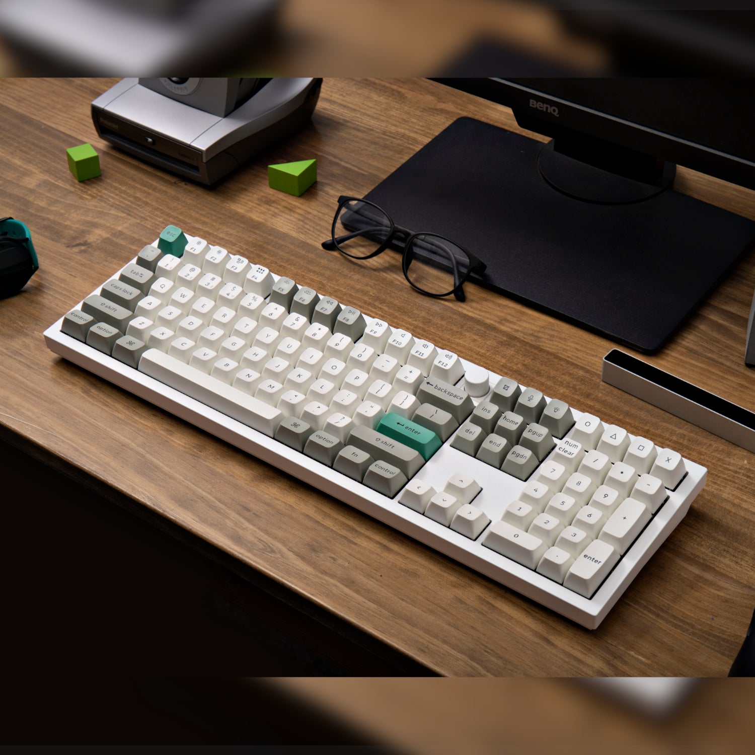 Keychron Q6 Max Wireless Mechanical Keyboard KSA Gateron Red Jupiter Switches - Shell White - Stellar Technologies