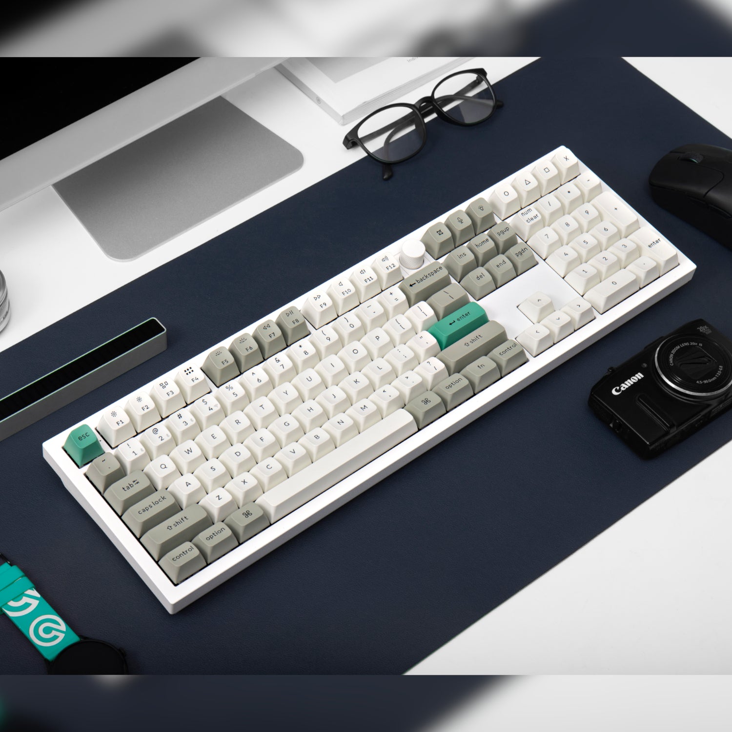 Keychron Q6 Max Wireless Mechanical Keyboard KSA Gateron Red Jupiter Switches - Shell White - Stellar Technologies